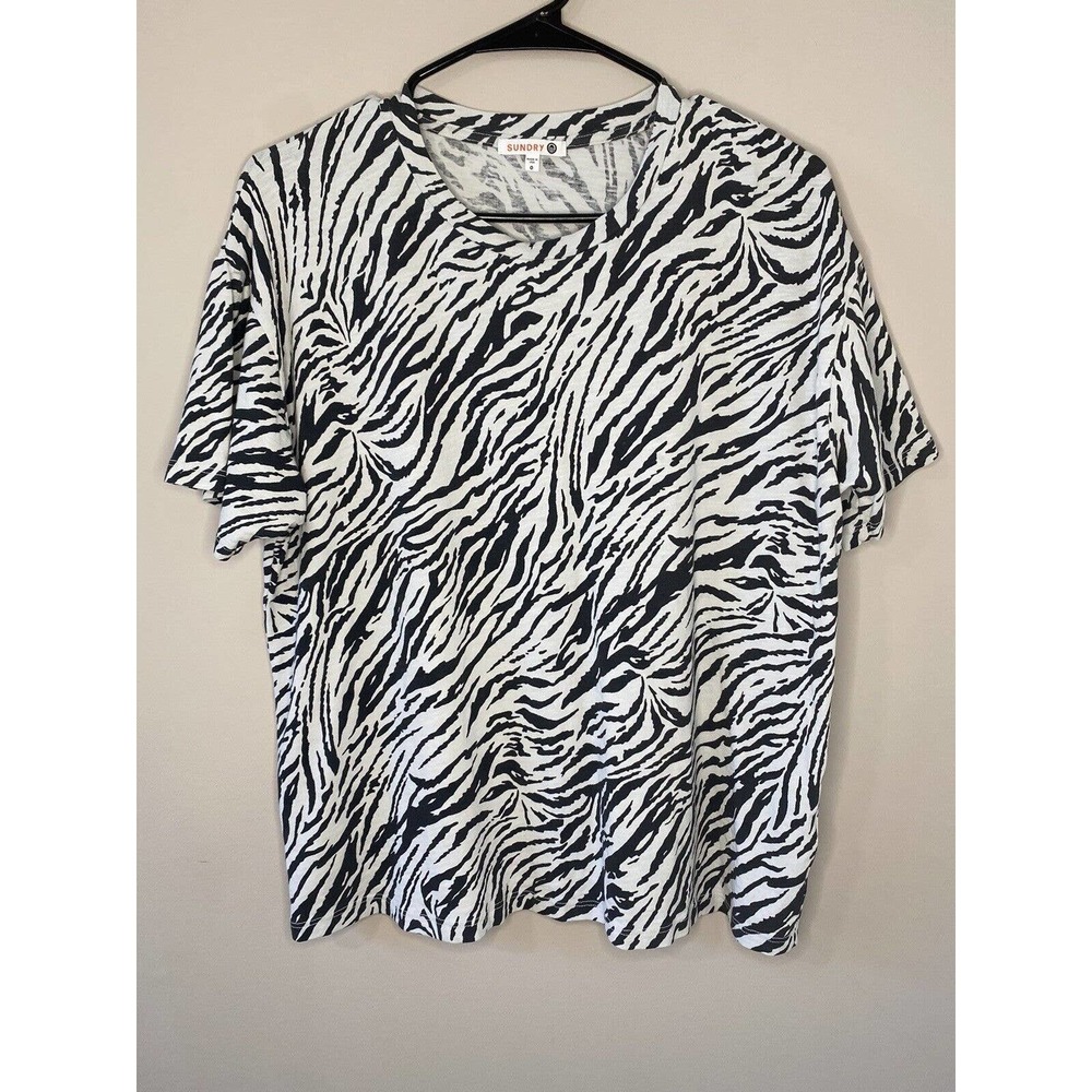 Sundry Shirt Women XSMALL Black White Zebra Print Short Sleeve Cropped Oversized